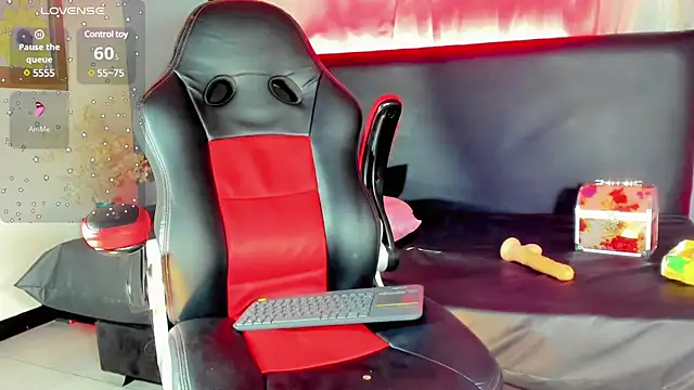 Snapshot of Alessa_mullen chatting on 03-14-25, 12:51 Alessa mullen online show from 03-14-25, 12:51