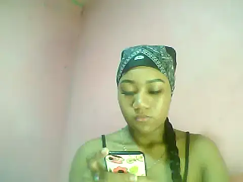 Fariana01 online show from 12-29-24, 11:50