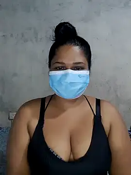 Snapshot of Masha_123 chatting on 01-08-25, 04:44 Masha 123 online show from 01-08-25, 04:44