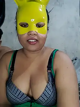 Snapshot of Masha_123 chatting on 01-29-25, 04:58 Masha 123 online show from 01-29-25, 04:58