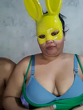 Snapshot of Masha_123 chatting on 02-02-25, 04:59 Masha 123 online show from 02-02-25, 04:59