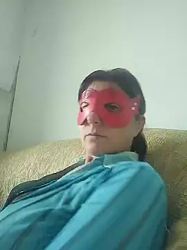 Snapshot of Vagabondainnamorata chatting on 01-25-25, 01:19 Vagabondainnamorata online show from 01-25-25, 01:19