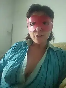 Snapshot of Vagabondainnamorata chatting on 01-28-25, 01:16 Vagabondainnamorata online show from 01-28-25, 01:16