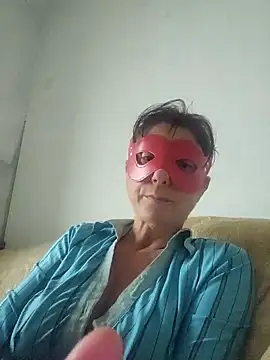 Snapshot of Vagabondainnamorata chatting on 02-26-25, 07:20 Vagabondainnamorata online show from 02-26-25, 07:20