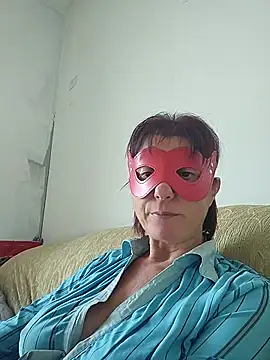 Snapshot of Vagabondainnamorata chatting on 03-06-25, 01:14 Vagabondainnamorata online show from 03-06-25, 01:14