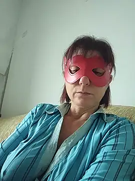 Snapshot of Vagabondainnamorata chatting on 03-08-25, 07:38 Vagabondainnamorata online show from 03-08-25, 07:38