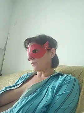 Snapshot of Vagabondainnamorata chatting on 03-17-25, 01:08 Vagabondainnamorata online show from 03-17-25, 01:08