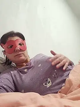 Snapshot of Vagabondainnamorata chatting on 03-21-25, 04:17 Vagabondainnamorata online show from 03-21-25, 04:17