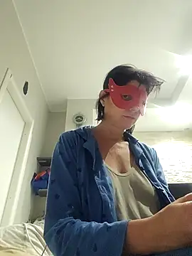 Snapshot of Vagabondainnamorata chatting on 10-25-25, 04:31 Vagabondainnamorata online show from 10-25-25, 04:31