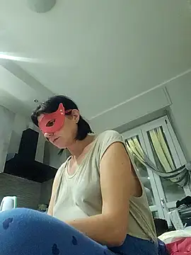 Snapshot of Vagabondainnamorata chatting on 10-25-25, 05:40 Vagabondainnamorata online show from 10-25-25, 05:40