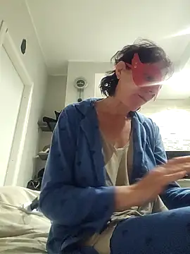 Snapshot of Vagabondainnamorata chatting on 11-18-25, 04:50 Vagabondainnamorata online show from 11-18-25, 04:50