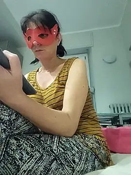 Snapshot of Vagabondainnamorata chatting on 11-19-25, 03:45 Vagabondainnamorata online show from 11-19-25, 03:45