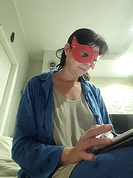 Snapshot of Vagabondainnamorata chatting on 11-24-25, 03:39 Vagabondainnamorata online show from 11-24-25, 03:39