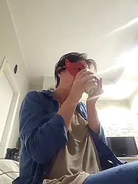 Snapshot of Vagabondainnamorata chatting on 11-30-25, 03:32 Vagabondainnamorata online show from 11-30-25, 03:32