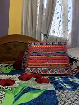 Snapshot of surabhi09 chatting on 06-18-26, 12:42 surabhi09 online show from 06-18-26, 12:42