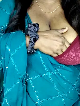 Snapshot of TANIYA-98 chatting on 05-07-26, 03:06 TANIYA-98 online show from 05-07-26, 03:06