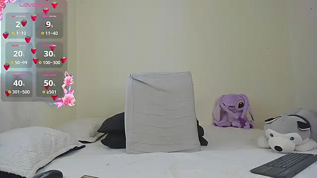 Snapshot of Hannah_Baileyy chatting on 03-16-25, 06:55 Hannah Baileyy online show from 03-16-25, 06:55