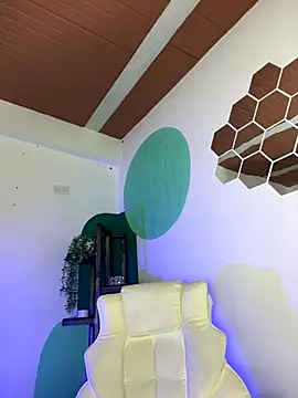 LollaByer online show from 09-28-25, 08:14