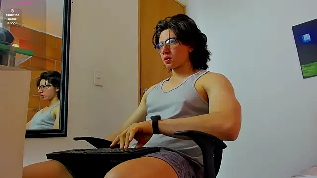 AngelBennet  online show from 01-11-26, 04:34