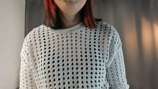 Snapshot of EdlaHatter chatting on 12-06-24, 03:11 EdlaHatter online show from 12-06-24, 03:11