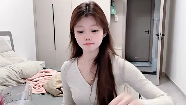 yangyang-1115 online show from 09-30-25, 05:34