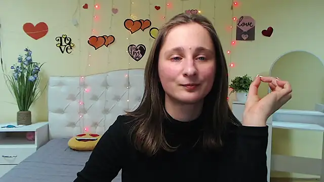 Snapshot of MichelLeee chatting on 02-21-25, 03:10 MichelLeee online show from 02-21-25, 03:10