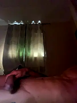 Snapshot of minetboys chatting on 09-14-25, 03:00 minetboys online show from 09-14-25, 03:00