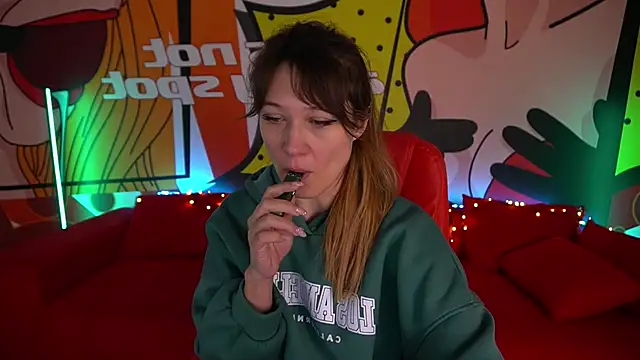 Snapshot of DreamyLinaa chatting on 01-26-25, 06:49 DreamyLinaa online show from 01-26-25, 06:49