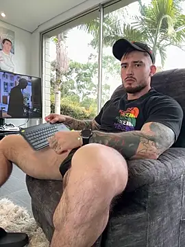 DimitriSullivan  online show from 10-08-25, 08:39