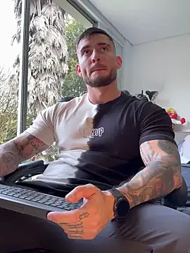 DimitriSullivan  online show from 04-07-26, 03:01