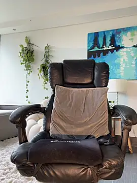 DimitriSullivan  online show from 04-17-26, 01:03