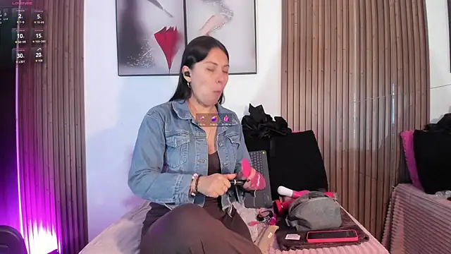 Ella Rousse online show from 09-27-25, 12:32