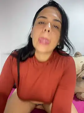 Leyna Kenet online show from 01-26-25, 12:37