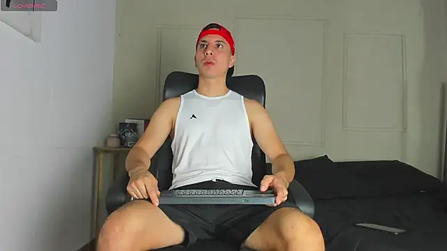 Snapshot of -Bruno-Bs chatting on 03-11-25, 12:17 -Bruno-Bs online show from 03-11-25, 12:17