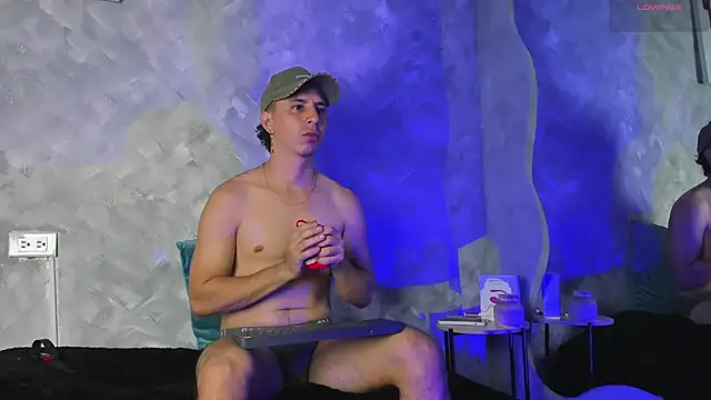 Snapshot of -Bruno-Bs chatting on 09-20-25, 10:55 -Bruno-Bs online show from 09-20-25, 10:55