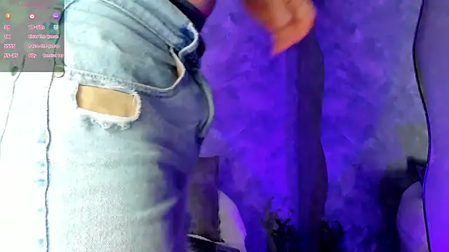 Snapshot of -Bruno-Bs chatting on 11-12-25, 10:41 -Bruno-Bs online show from 11-12-25, 10:41