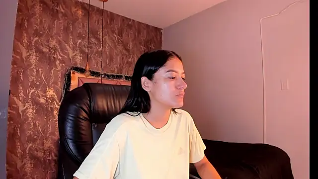 SKYLERWHIITEE online show from 12-19-24, 10:02