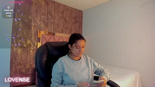 SKYLERWHIITEE online show from 02-09-25, 03:43