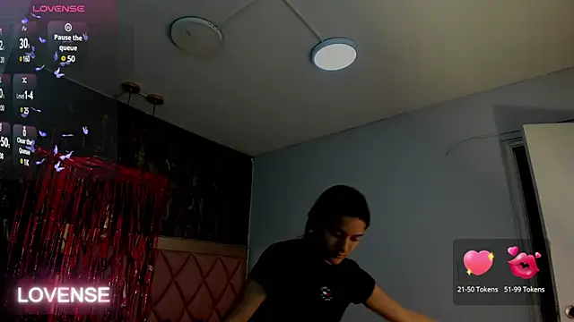 SKYLERWHIITEE online show from 02-17-25, 03:04