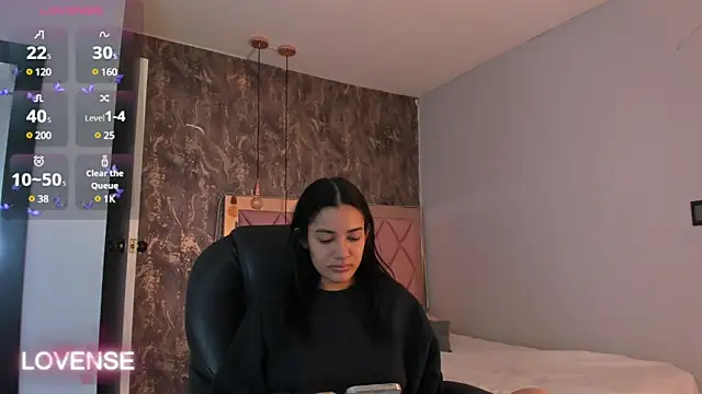 SKYLERWHIITEE online show from 03-16-25, 09:38