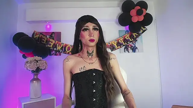 Aniie Doll online show from 10-12-25, 08:41