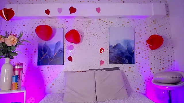 Snapshot of Aniie_Doll chatting on 02-24-26, 08:18 Aniie Doll online show from 02-24-26, 08:18