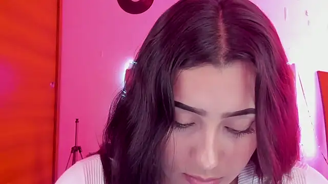 male couper online show from 12-19-24, 06:23