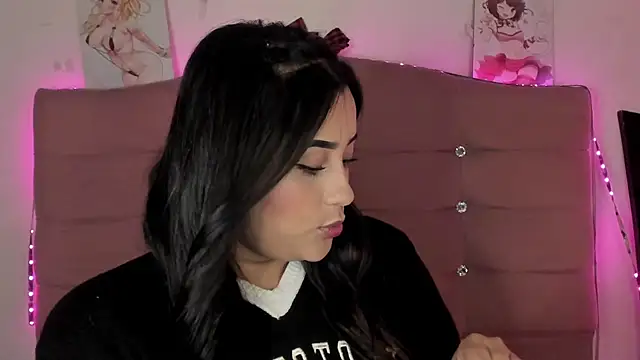 male couper online show from 01-21-25, 12:50