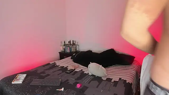 Snapshot of juandaaap chatting on 11-25-25, 11:27 juandaaap online show from 11-25-25, 11:27