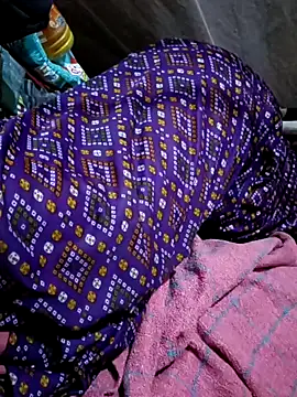 Snapshot of tammy-lisha chatting on 12-22-24, 04:27 tammy-lisha online show from 12-22-24, 04:27