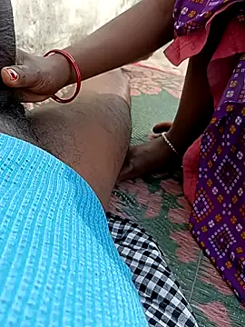 Snapshot of tammy-lisha chatting on 01-12-25, 05:03 tammy-lisha online show from 01-12-25, 05:03