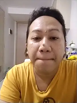 Snapshot of playtimesussy69 chatting on 10-05-25, 03:32 playtimesussy69 online show from 10-05-25, 03:32