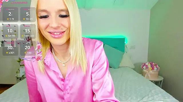 Lana kitty   online show from 03-08-25, 03:50