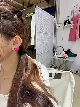 Selenaaaaa- online show from 04-07-26, 05:52